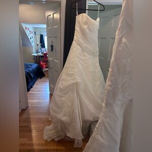 Marisa Silk Organza Wedding gown Size 8
